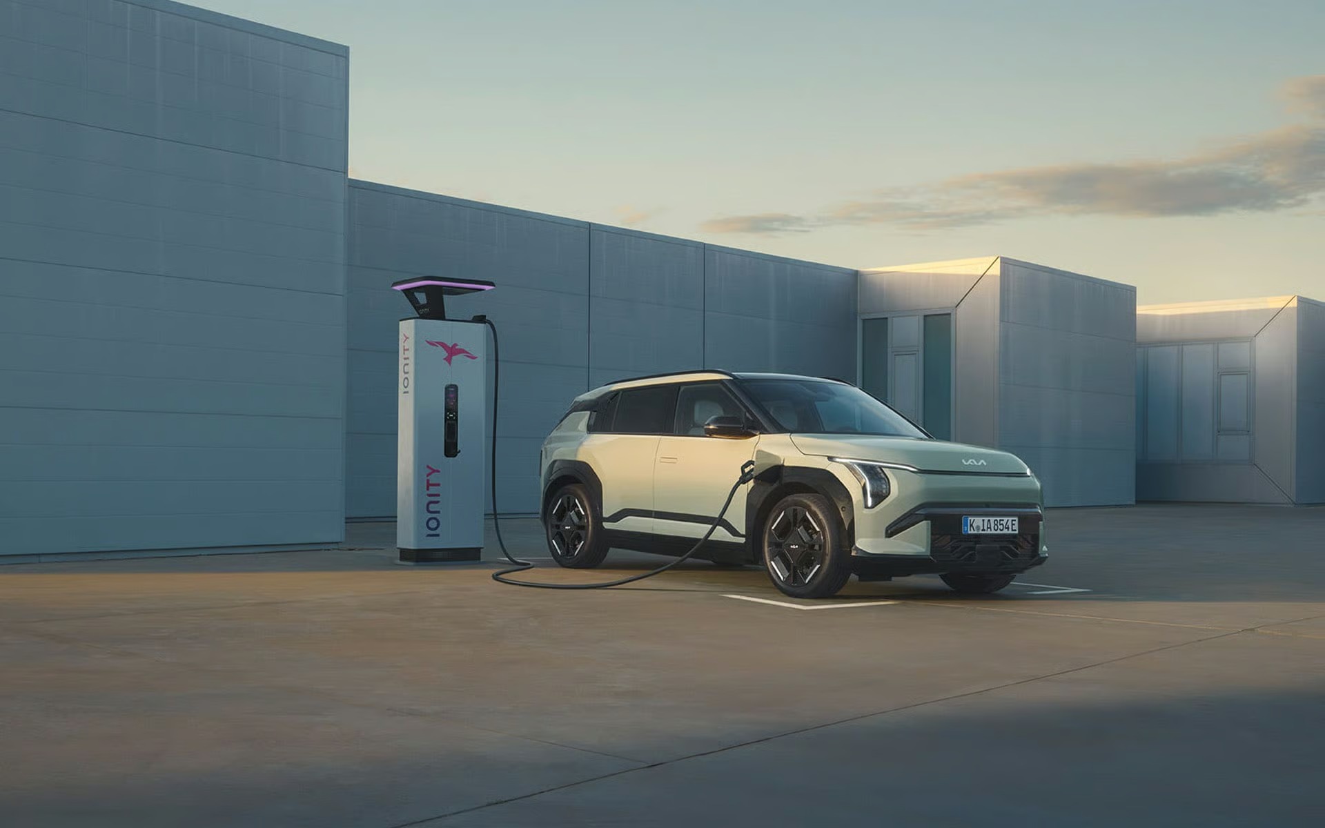 EV3