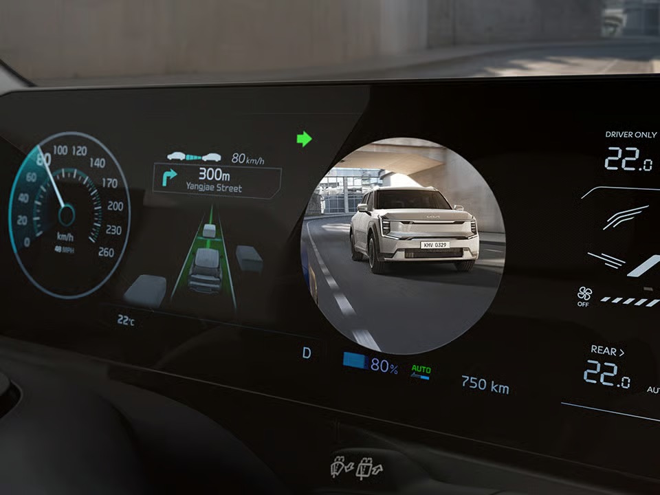 Stop & Go özellikli Akıllı hız sabitleyici (Smart Cruise Control)